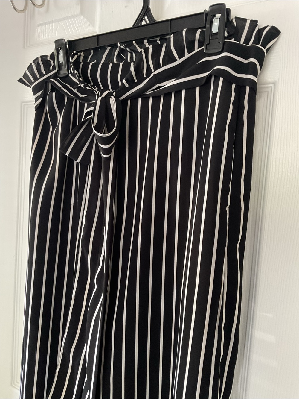 Analili Black White Striped Paperbag Waist Wide Leg Pants M - Picture 3 of 13